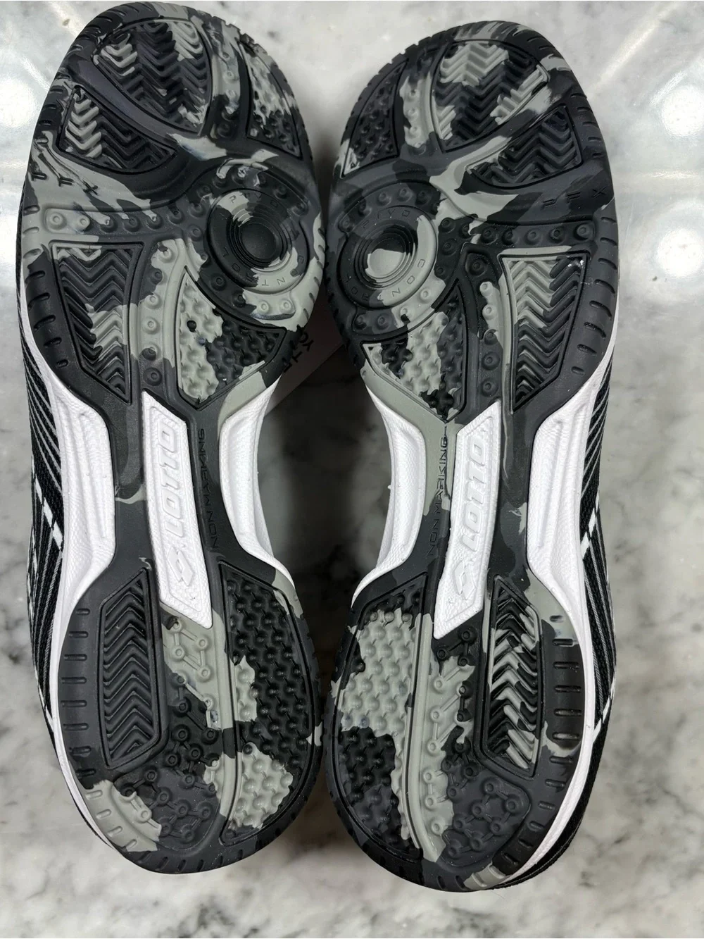 Lotto Men's Black Athletic Sneakers - Lightweight Performance Trainers